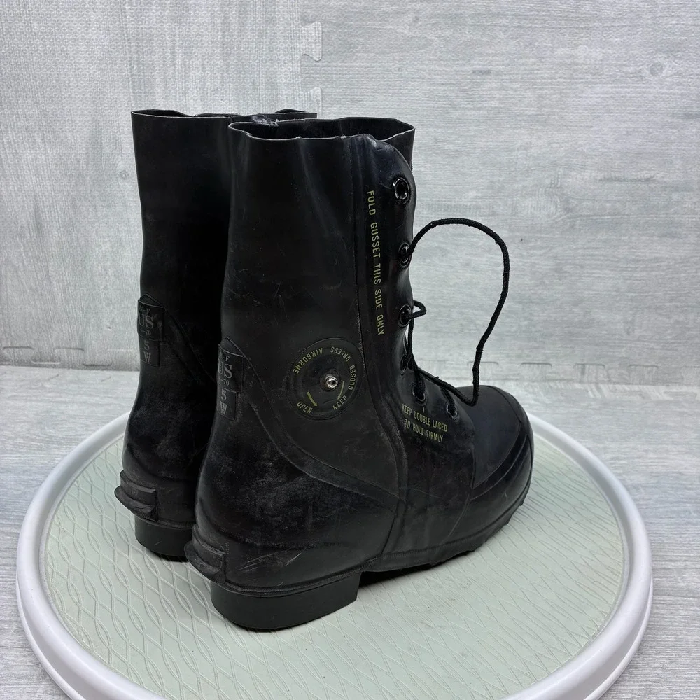Vintage 70s Bata US Military Extreme Cold Weather Mickey Boots 5W Bunny Boots